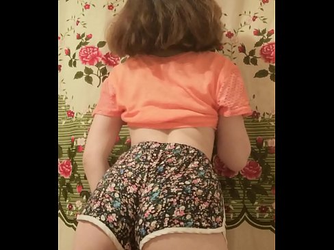 ❤️ Donec puer parvulus expolians bracae eius in camera at la.milfnut-net.ru